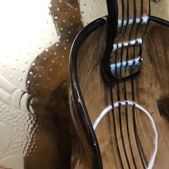 ITALY VINTAGE GUITAR SHAPED GLAZED CERAMIC DISH - Picture 9 of 10